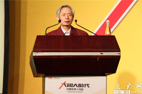 　房地产专家、中国房地产业协会副会长兼秘书长 朱中一 （央广网 于琦/摄） 