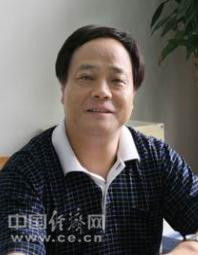 李葆
