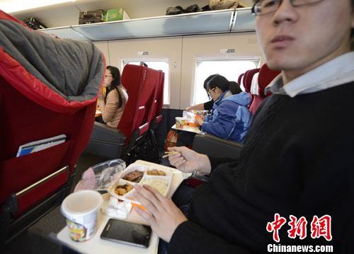 ͼͼΪ˿ƷгṩĲʳ<a target='_blank'  data-cke-saved-href='http://www.chinanews.com/' href='http://www.chinanews.com/' _fcksavedurl='http://www.chinanews.com/'></table></a>  